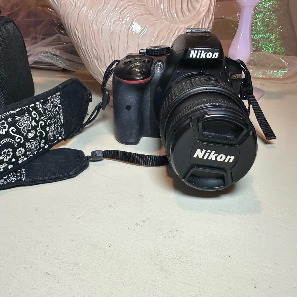 Nikon D5300 camera kit